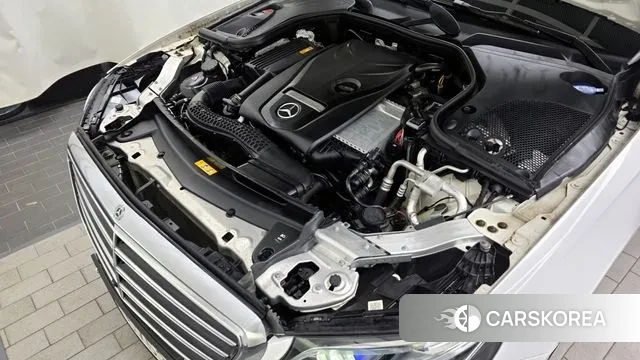 Mercedes-Benz E-Class W213 id 3766644 из Кореи 16