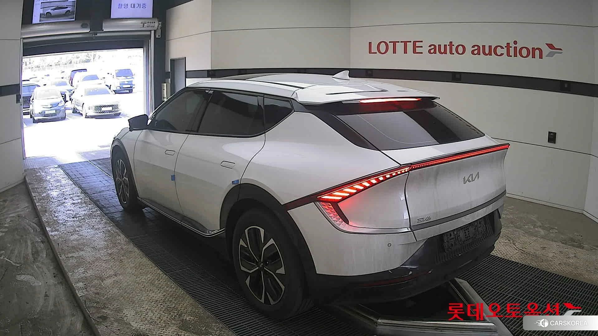 Kia EV6 id 3882087 из Кореи 33