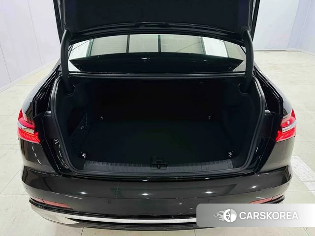 Audi A6L id 4333691 из Китая 11