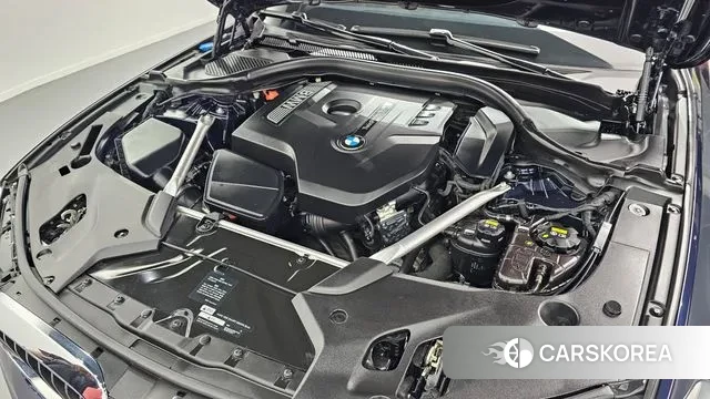 BMW 5 Series (G30) id 2986748 из Кореи 16