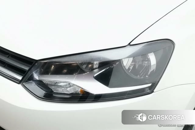 Volkswagen Polo id 4210598 из Китая 20