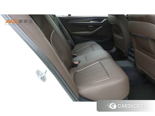 BMW 5 series 2021 Белый из Китая, фото 6