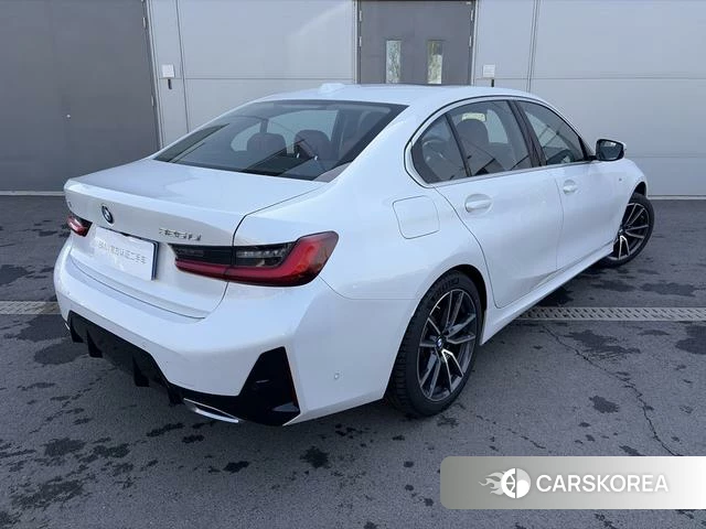 BMW 3 series 2025 Белый из Китая, фото 6