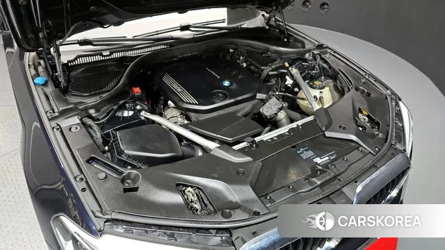 BMW 5 Series (G30) id 3297141 из Кореи 16