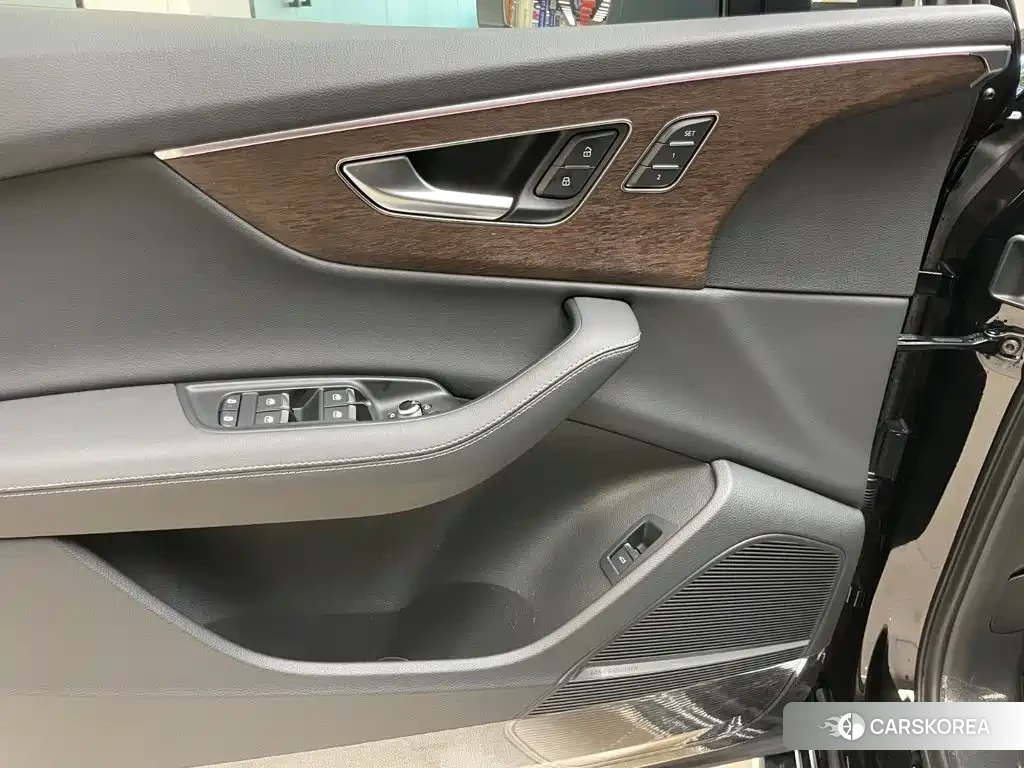 Audi Q7 id 4601063 из Китая 28