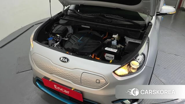 Kia Niro EV id 4179711 из Кореи 16