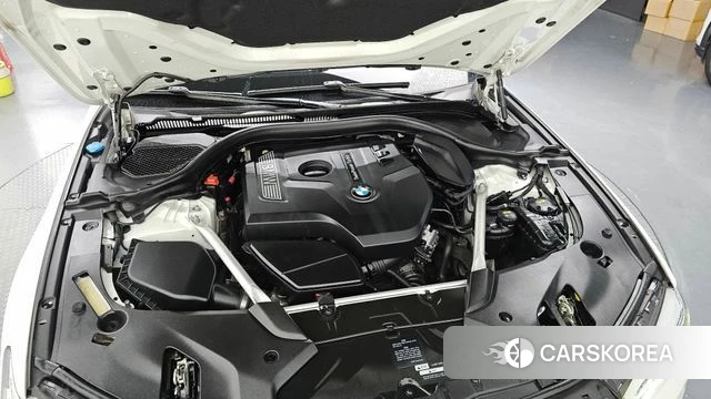 BMW 5 Series (G30) id 3873434 из Кореи 16