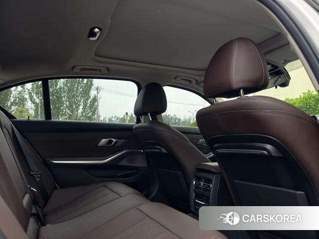 BMW 3 series id 4257586 из Китая 21