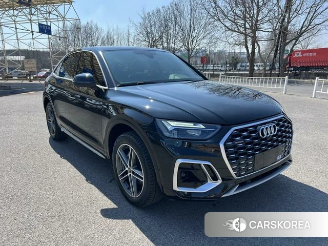 Audi Q5L Sportback 2021 Черный из Китая, фото 6