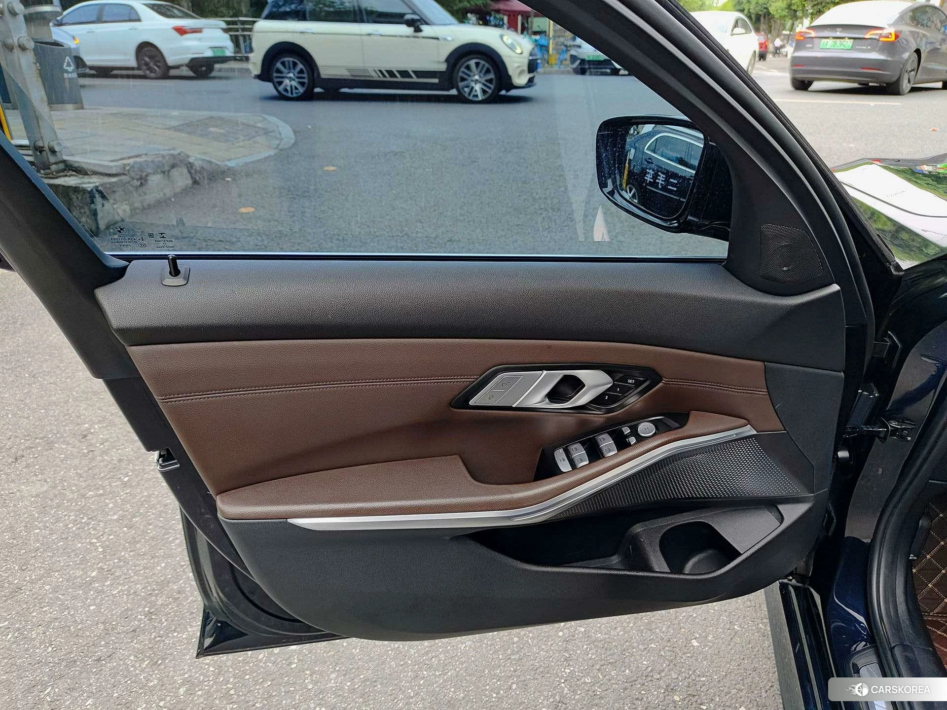 BMW 3 series id 4452476 из Китая 7