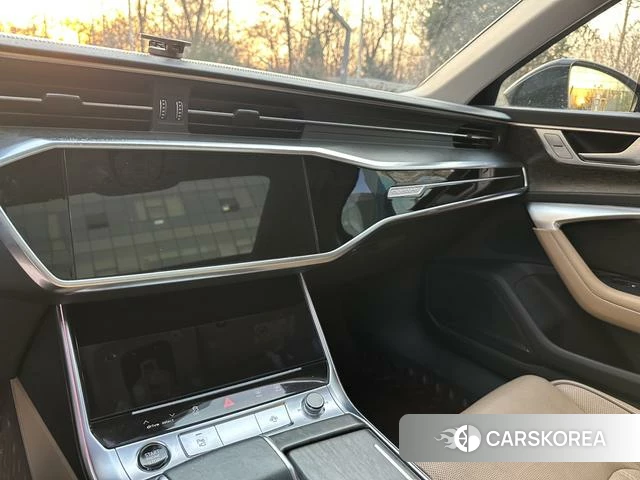 Audi A6L id 4259368 из Китая 22