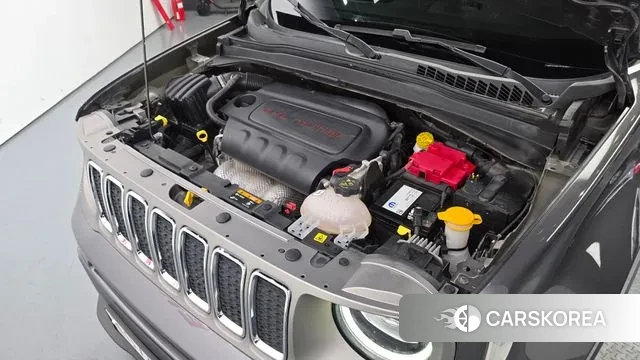 Jeep Renegade id 3023969 из Кореи 16