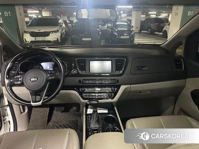 Kia The New Carnival id 2981716 из Кореи 12