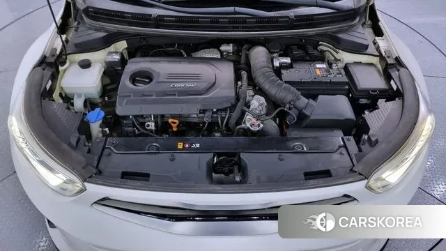 Kia Stonic id 3494676 из Кореи 16