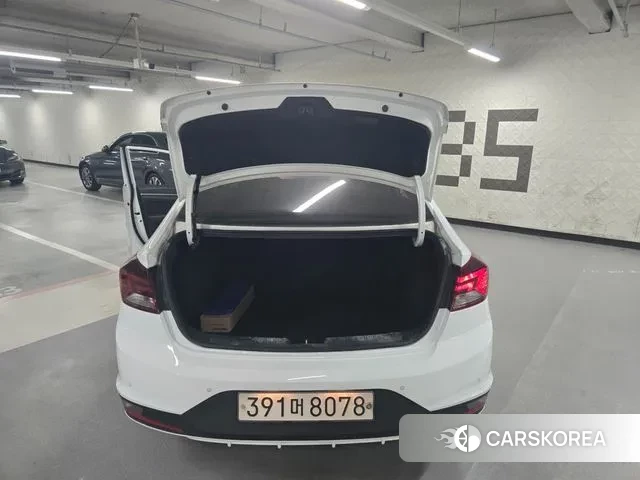 Hyundai The New Avante AD id 3434269 из Кореи 16