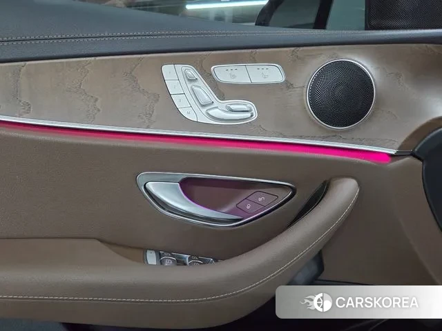 Mercedes-Benz E-Class W213 id 3359958 из Кореи 14