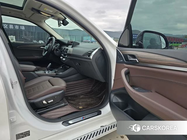 BMW X3 id 3857977 из Китая 9