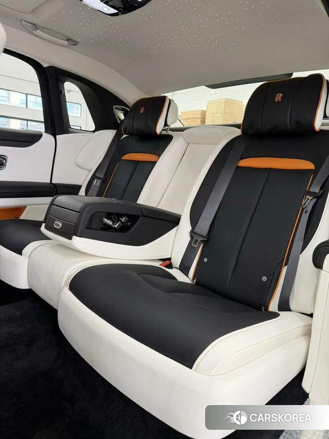 Rolls-Royce Gust 2024 Черный из Китая, фото 6