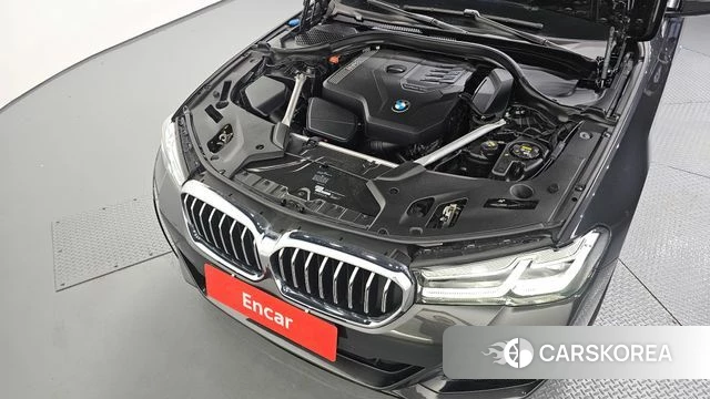 BMW 5 Series (G30) id 4693319 из Кореи 16