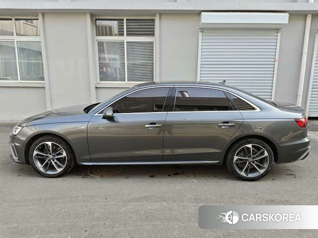 Audi A4L 2020 Темно-серый из Китая, фото 6