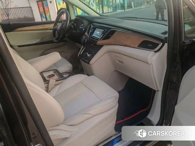 Buick GL8 id 4240065 из Китая 9