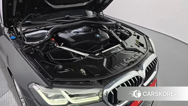 BMW 5 Series (G30) id 3360516 из Кореи 16