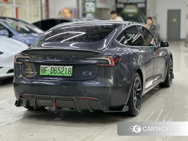 Tesla Model 3 2025 Темно-серый из Китая, фото 6