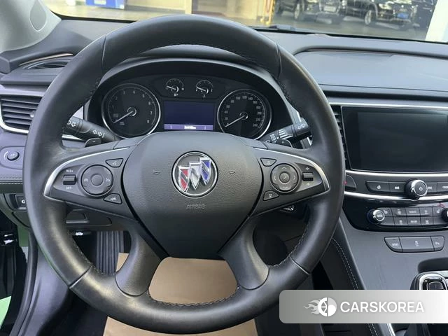 Buick Lacrosse id 4238132 из Китая 17