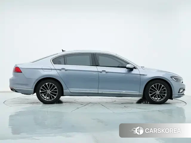 Volkswagen Magotan 2020 Silver/gray из Китая, фото 6
