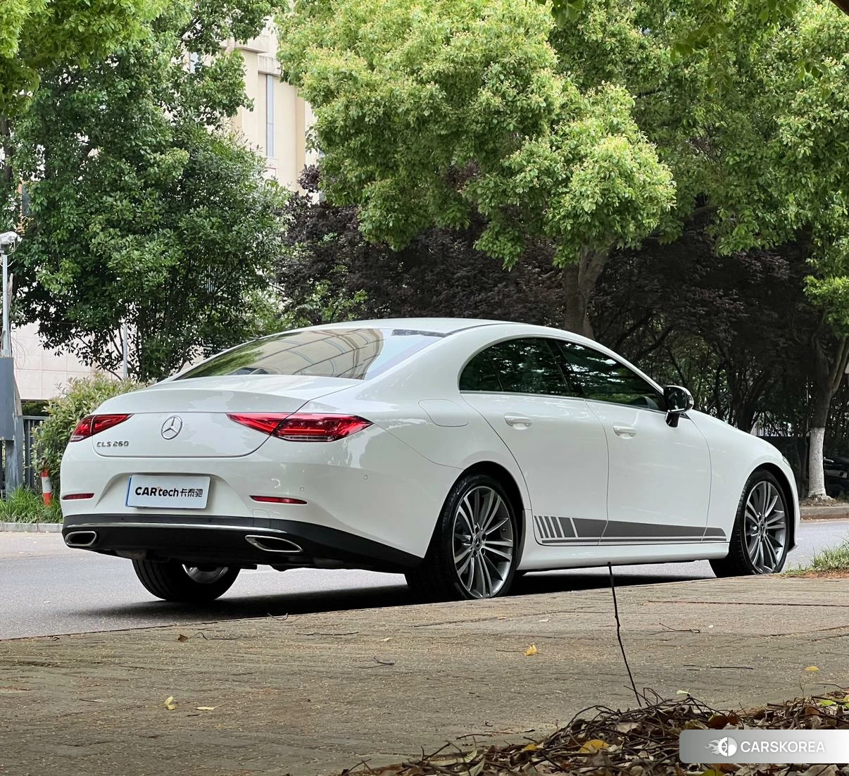 Mercedes-Benz CLS id 4487355 из Китая 18