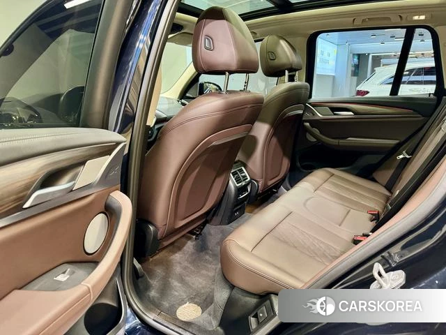 BMW X3 id 3882384 из Китая 26