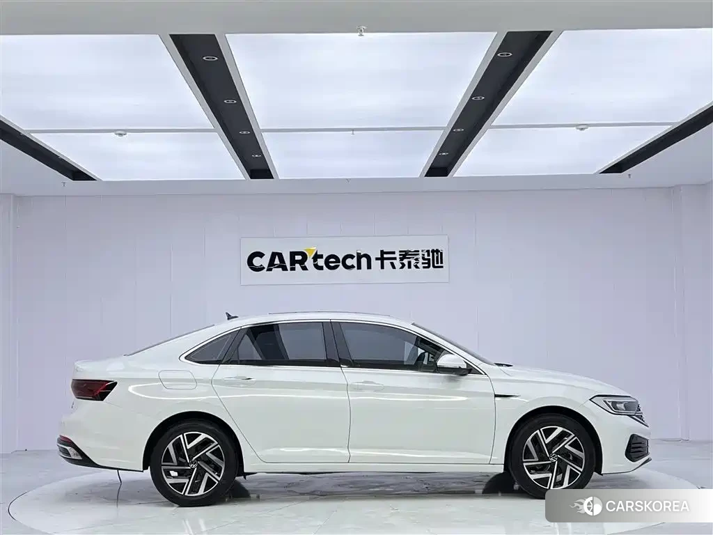 Volkswagen Sagitar id 4576479 из Китая 22