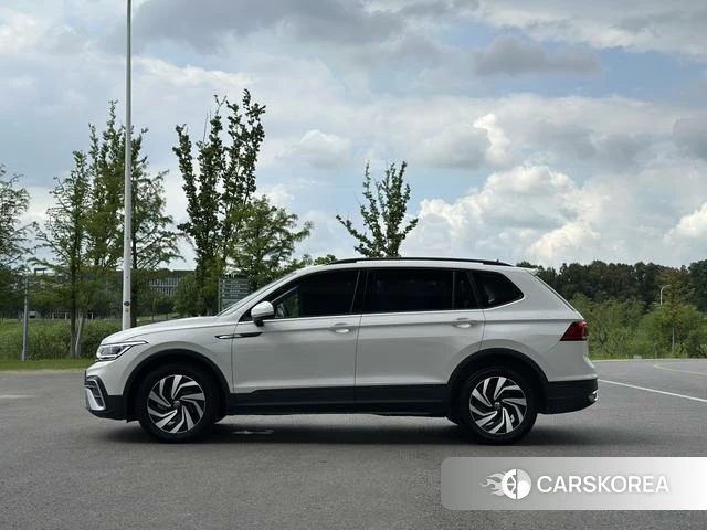 Volkswagen Tiguan L id 4261284 из Китая 16