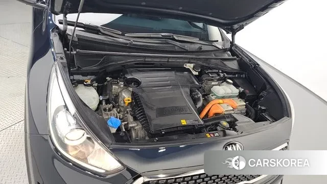 Kia Niro id 3391621 из Кореи 16