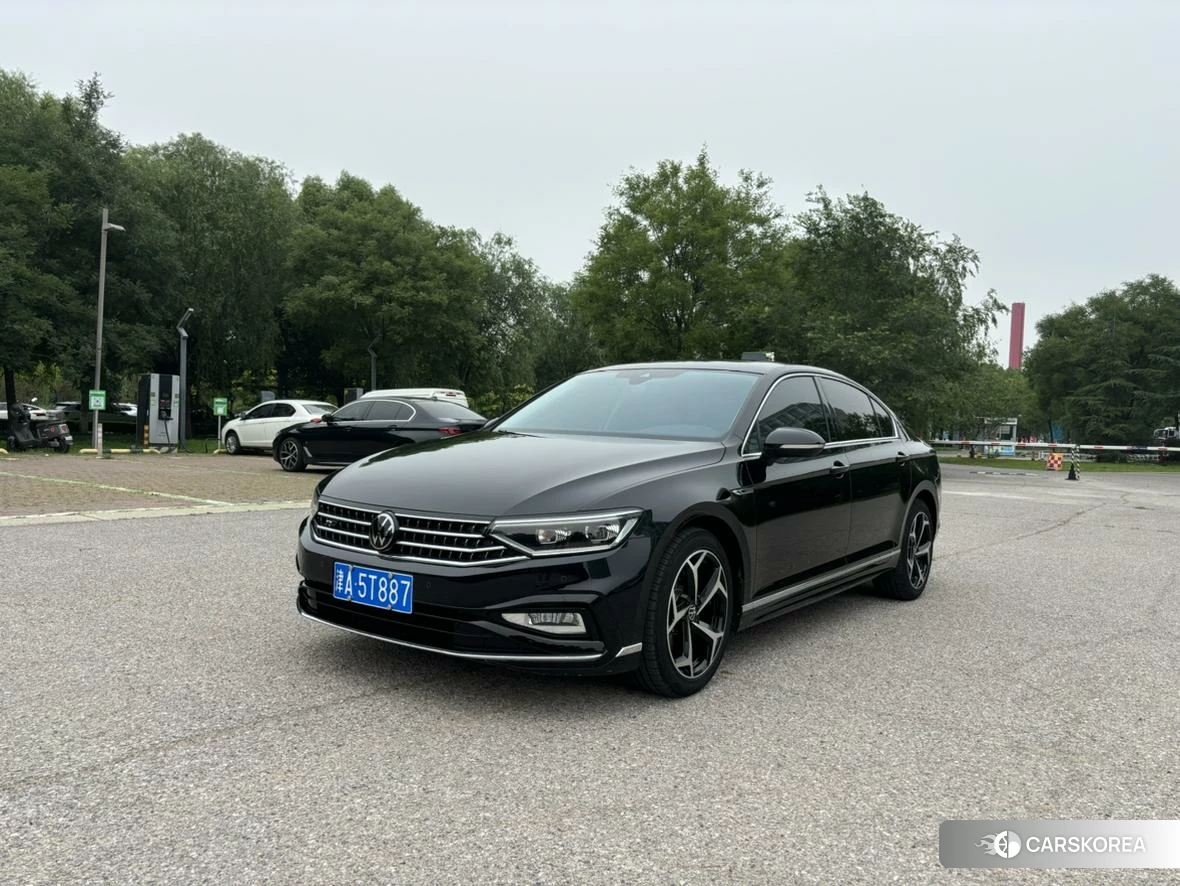 Volkswagen Magotan 2022 Черный из Китая, фото 6