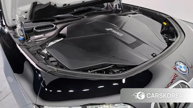 BMW i7 (G70) id 3610396 из Кореи 16