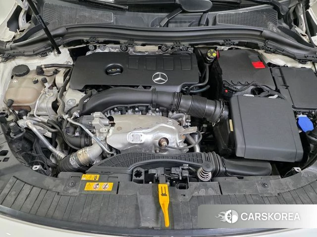 Mercedes-Benz GLA - Class H247 id 4354566 из Кореи 13