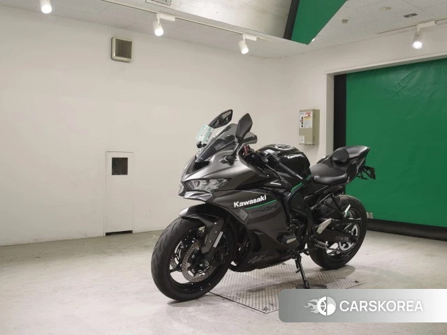 Kawasaki ZX-4R SE 2025 из Японии, фото 5