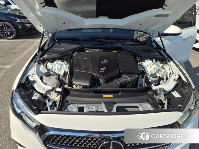 Mercedes-Benz E-Class W214 id 4654667 из Кореи 16