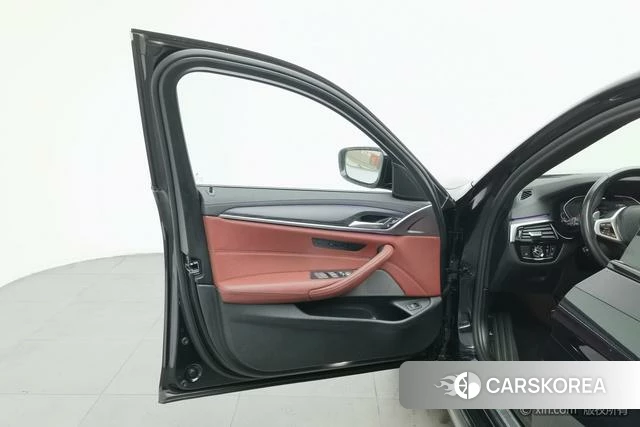 BMW 5 series id 4300317 из Китая 20