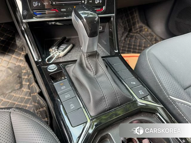 Volkswagen Passat id 4321360 из Китая 9