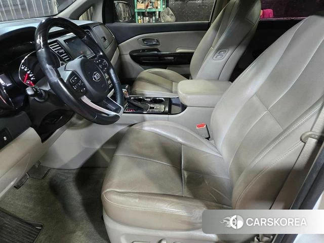 Kia The New Carnival id 4672775 из Кореи 16