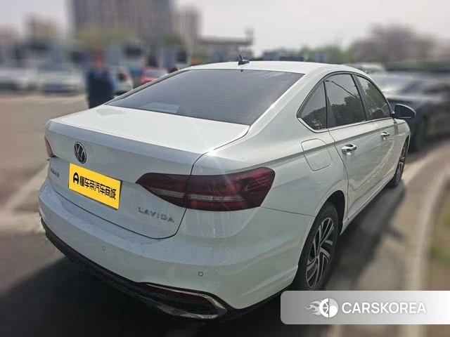 Volkswagen Lavida 2024 Белый из Китая, фото 6