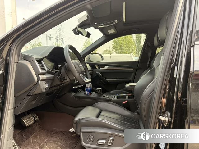 Audi Q5L 2024 Черный из Китая, фото 6