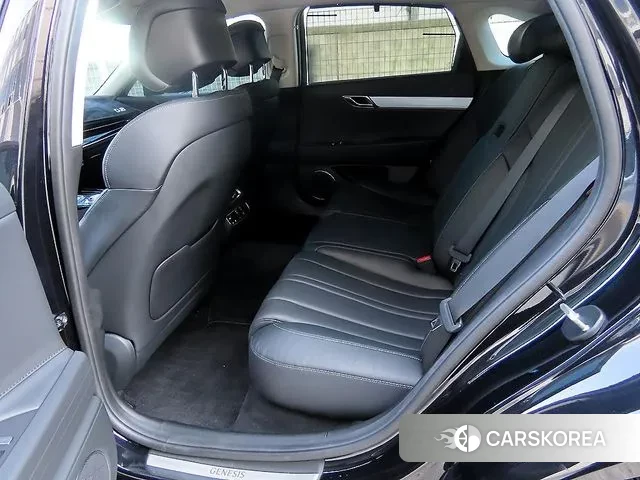 Genesis G80 (RG3) id 3666340 из Кореи 16