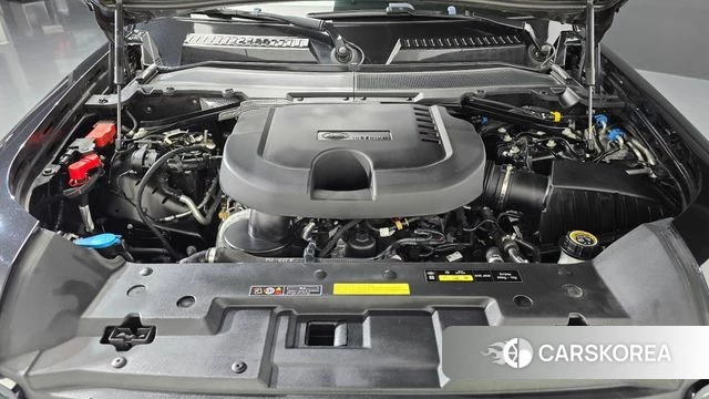 Land Rover Defender (L663) id 4463962 из Кореи 31