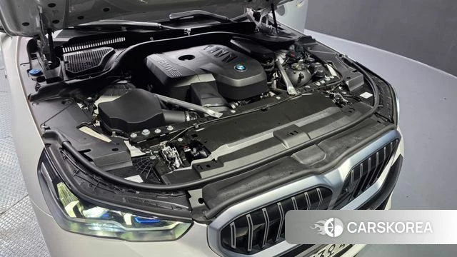 BMW 5 Series (G60) id 3897000 из Кореи 16