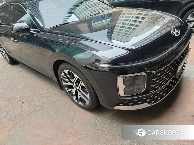 Hyundai Grandeur Hybrid (GN7) 2023 Черный из Кореи, фото 6