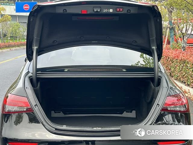 Mercedes-Benz E-class id 4301064 из Китая 15