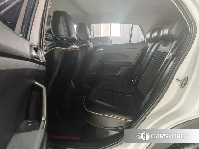 Volkswagen Exploring the shadow id 4271890 из Китая 13